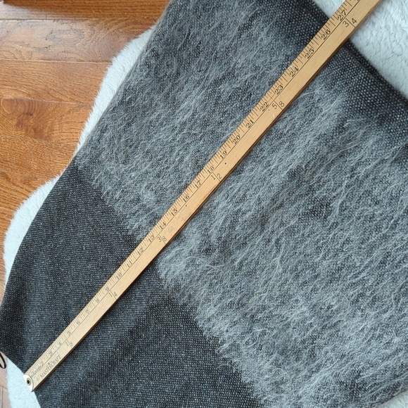 HALSTON textured skirt xs - Picture 10 of 10